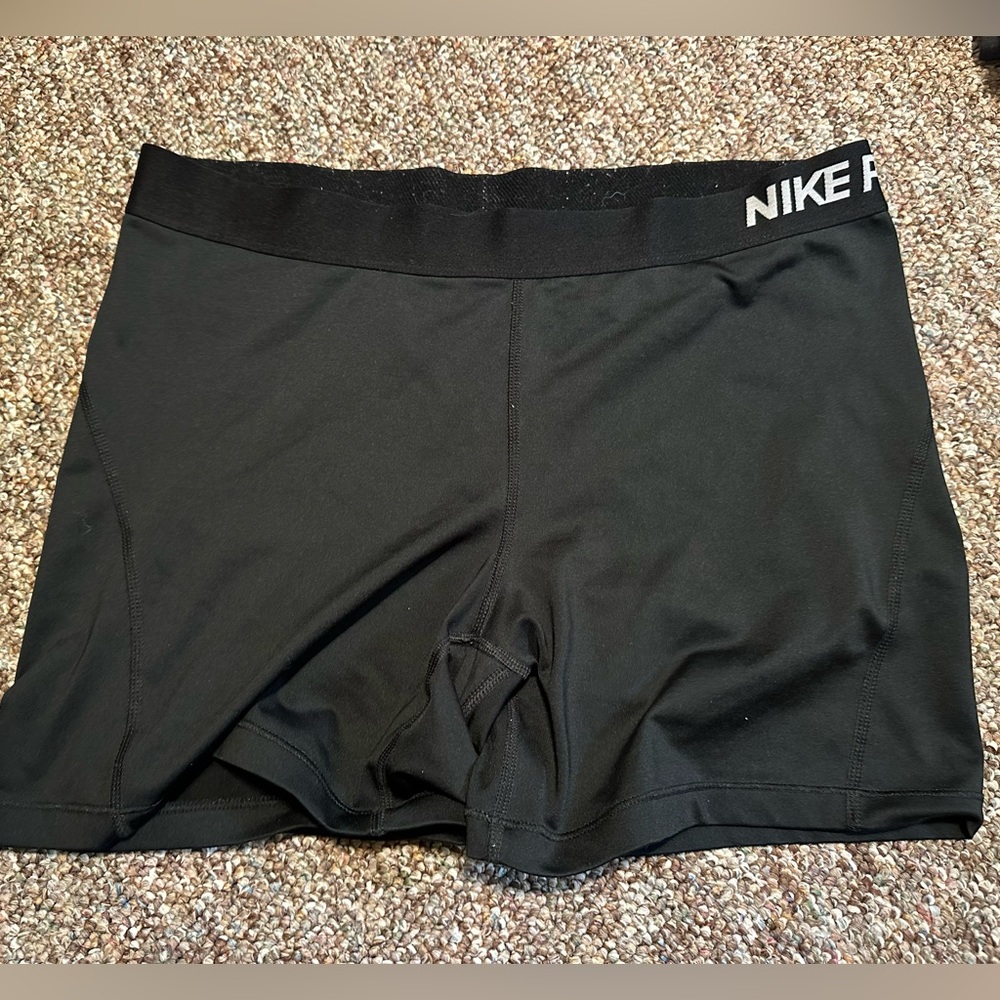 XL Nike pros